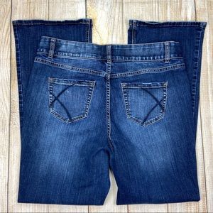 LANE BRYANT Bootcut Jeans w Tighter Tummy Tech